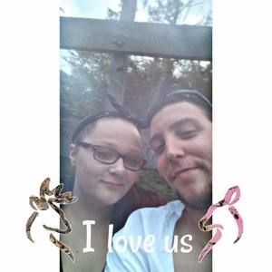 Meet your Posher, Caitlyn